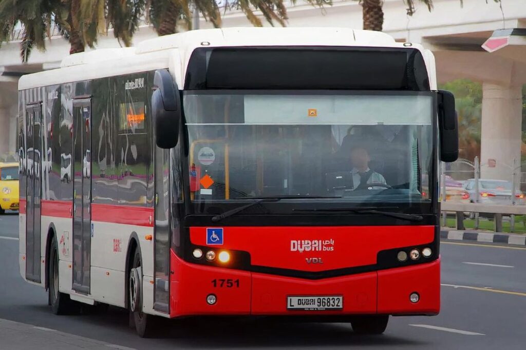 Dubai Bus F62