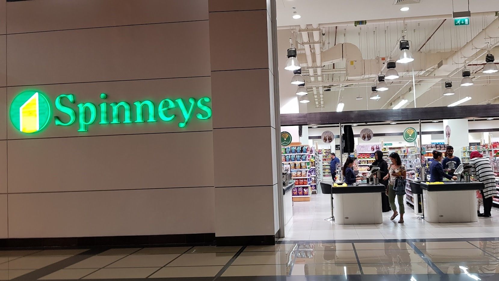 Spinneys Central Market