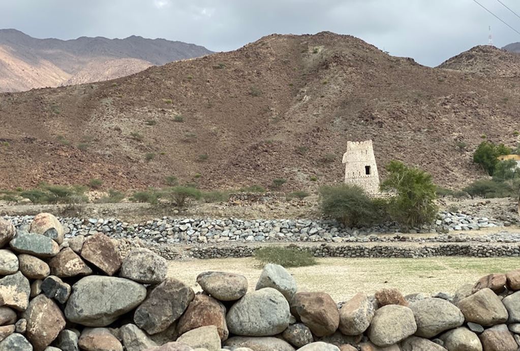Explore Wadi Al Helo: Unveiling Ancient Sites and Stunning Hikes 8 Watchtower At Wadi Al Helo